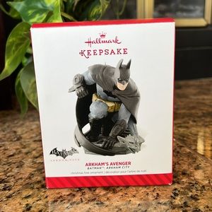 NYCC 2014 Exclusive Arkham’s Avenger Batman Hallmark Ornament